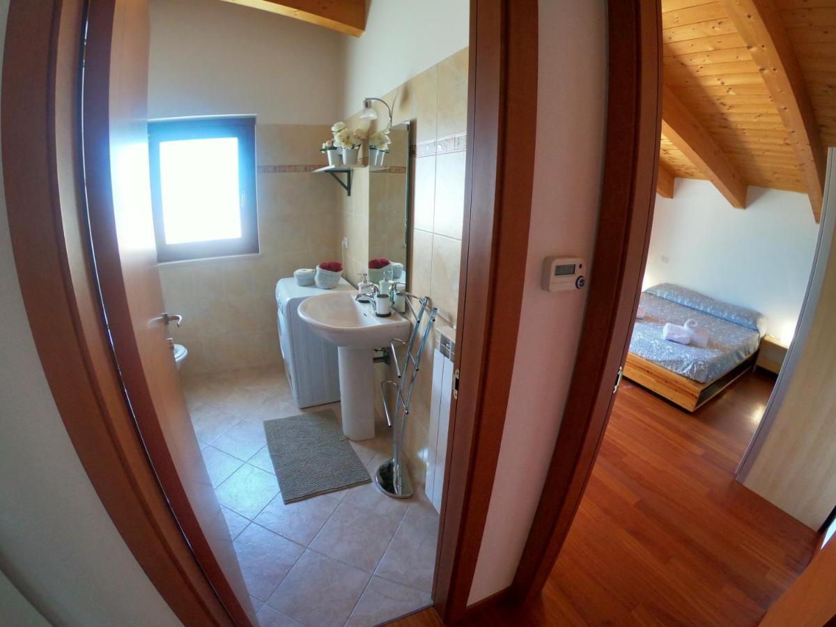 Attico Petfriendly Con Terrazzo, Via Del Borgo Lägenhet Montesilvano Marina Exteriör bild